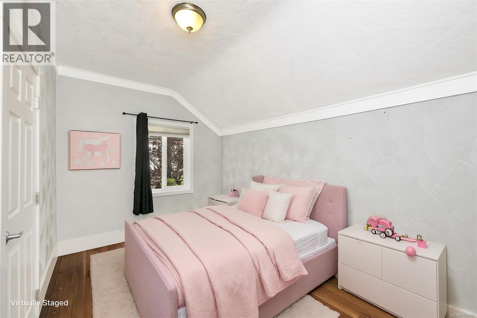  1622 Camosun Street, Victoria