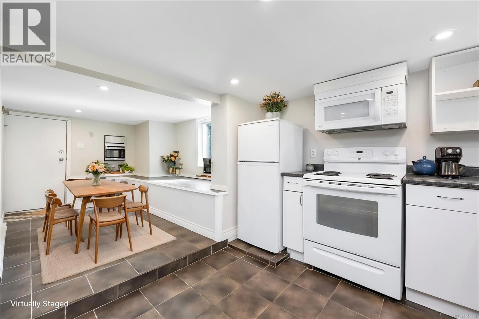  1622 Camosun Street, Victoria