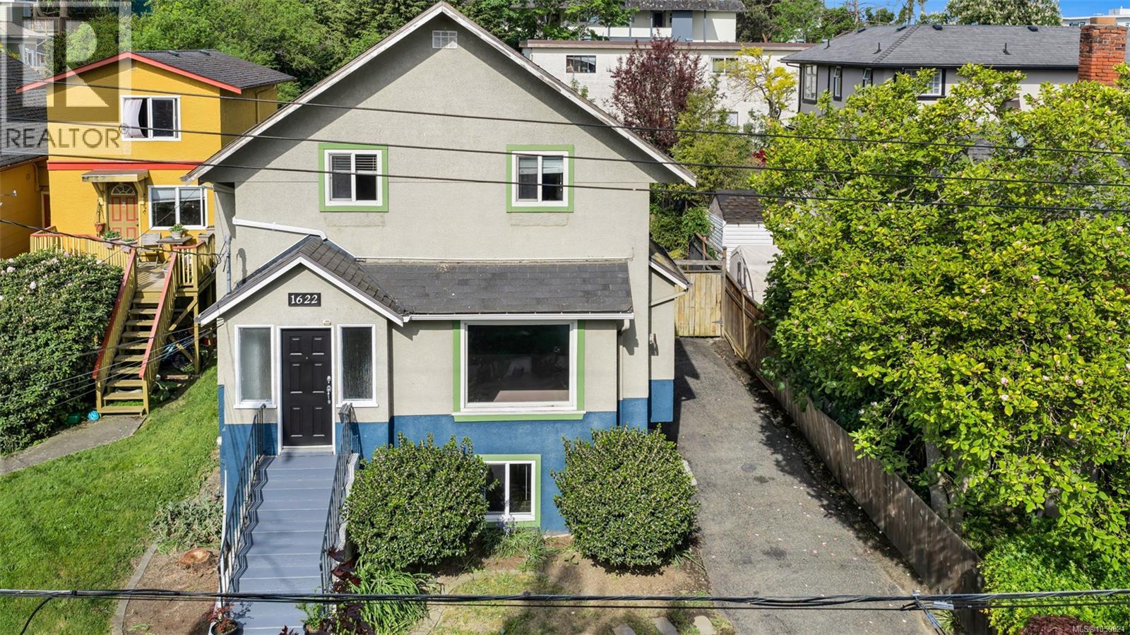 1622 Camosun Street, Victoria