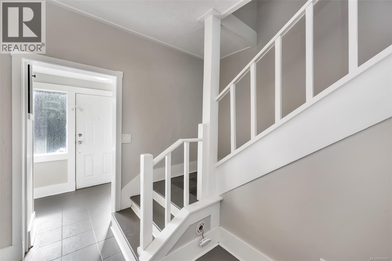 1622 Camosun St - 8