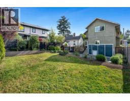 Bedroom - 1622 Camosun St, Victoria, BC V8T3E6 Photo 6