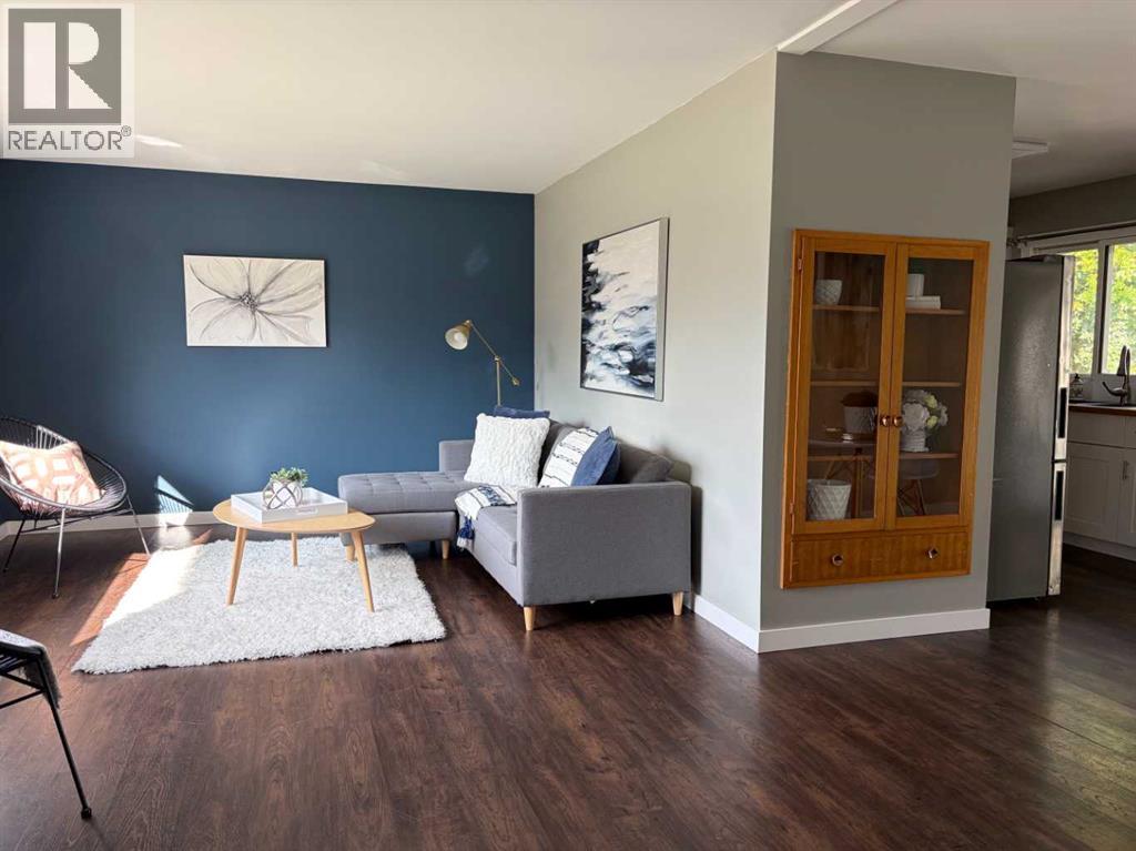 9626 108 Avenue - 5