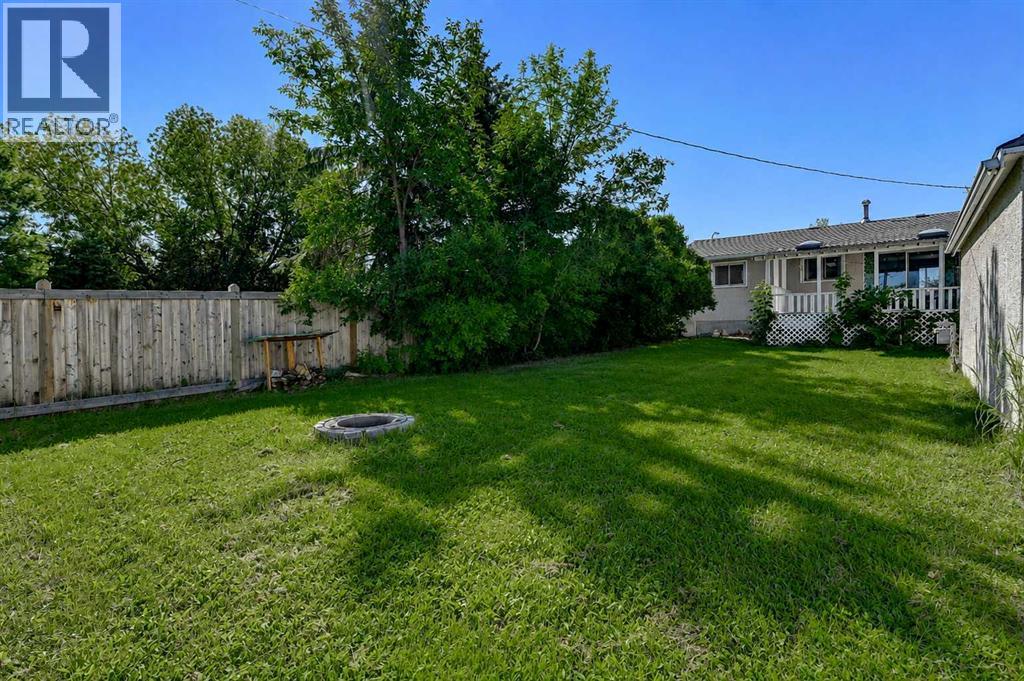 9626 108 Avenue - 33