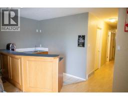 818 Red Crow Boulevard W - photo 30