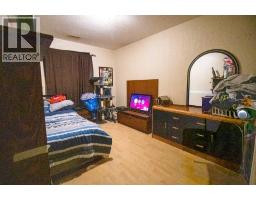 818 Red Crow Boulevard W - photo 35