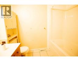 818 Red Crow Boulevard W - photo 21