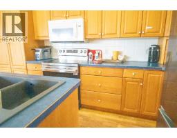 818 Red Crow Boulevard W - photo 12