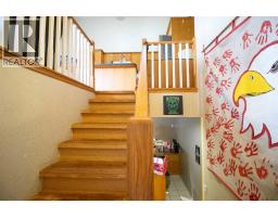 818 Red Crow Boulevard W - photo 25