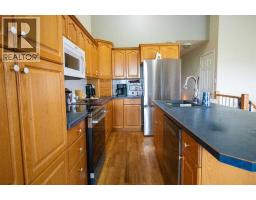 818 Red Crow Boulevard W - photo 11