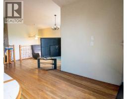 818 Red Crow Boulevard W - photo 7