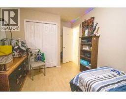 818 Red Crow Boulevard W - photo 36