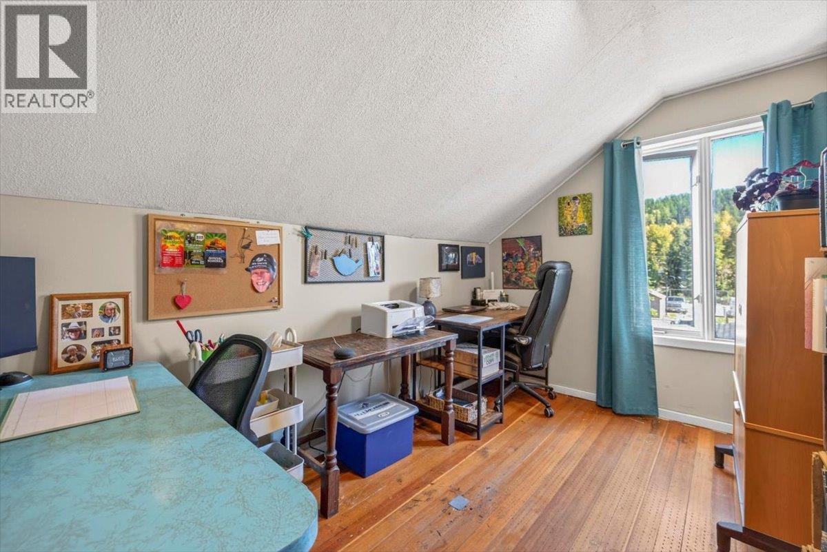 1112 2ND Avenue - Image 28