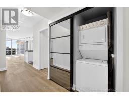 1503 - 5 Mariner Terrace, Toronto, ON M5V3V6 Photo 11