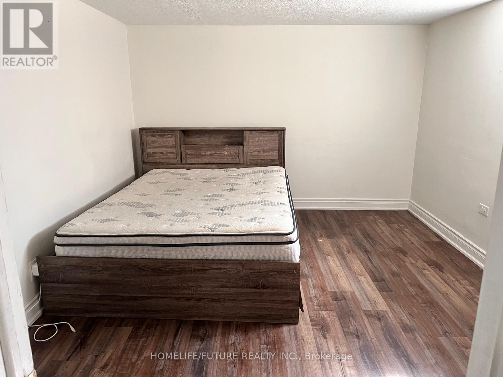 BSMT - 229 FLORA DRIVE, Toronto (Dorset Park) — photo 4