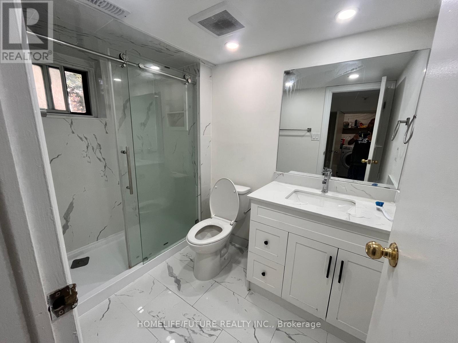 BSMT - 229 FLORA DRIVE, Toronto (Dorset Park) — photo 8