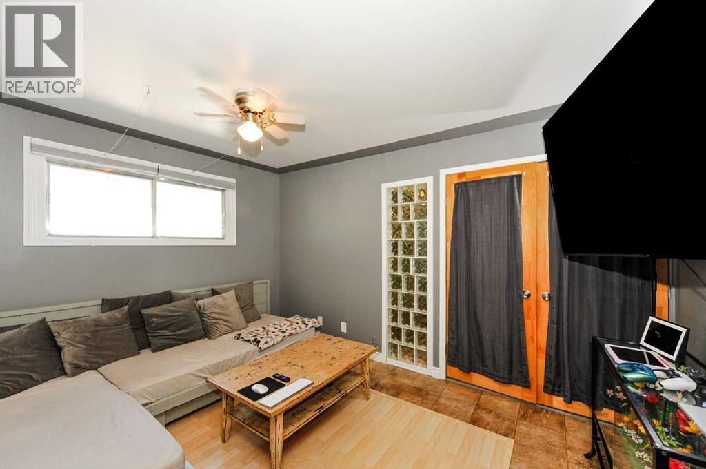 5420 50 Avenue - Image 14