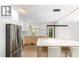 5467 Dalrymple Crescent NW - photo 4