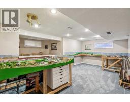 912 Woodbine Boulevard Sw, Calgary, AB T2W5Y7 Photo 27