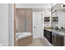 525 Albany Wy Nw, Edmonton, AB T6V0H9 Photo 37