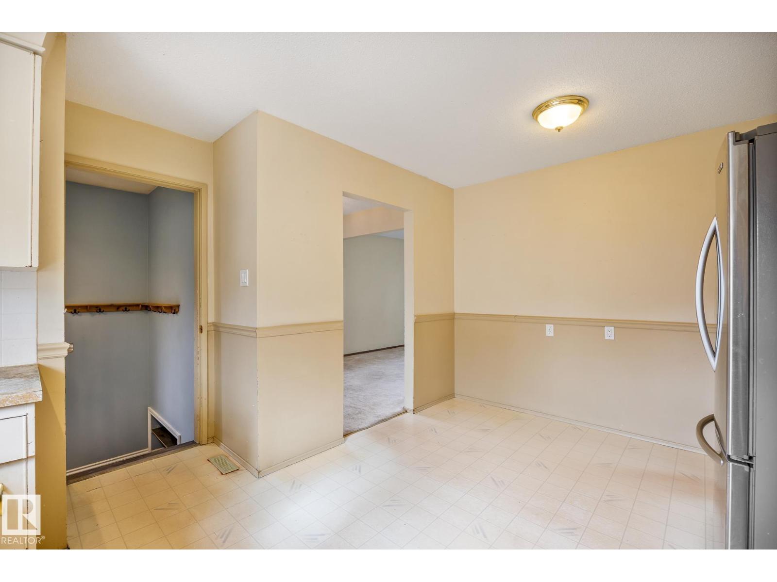 52 BELLEVILLE AV NW - Image 17