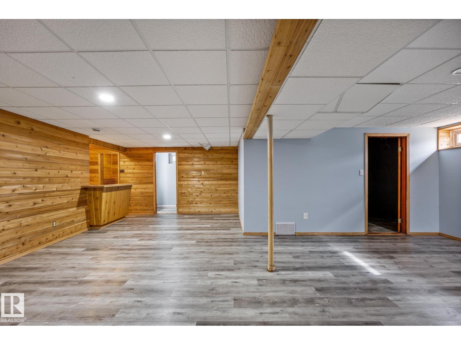 52 BELLEVILLE AV NW - Image 33