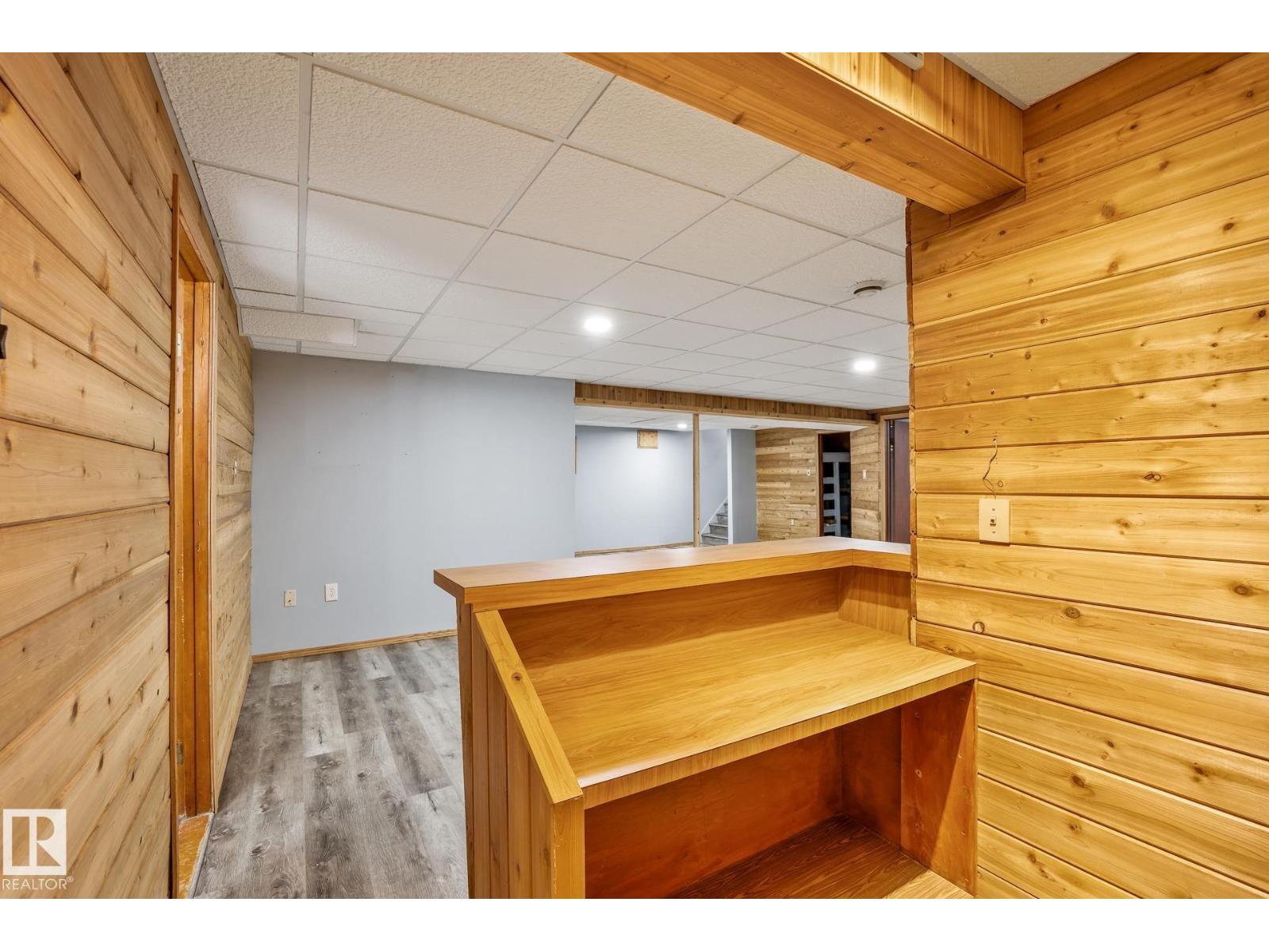 52 BELLEVILLE AV NW - 39