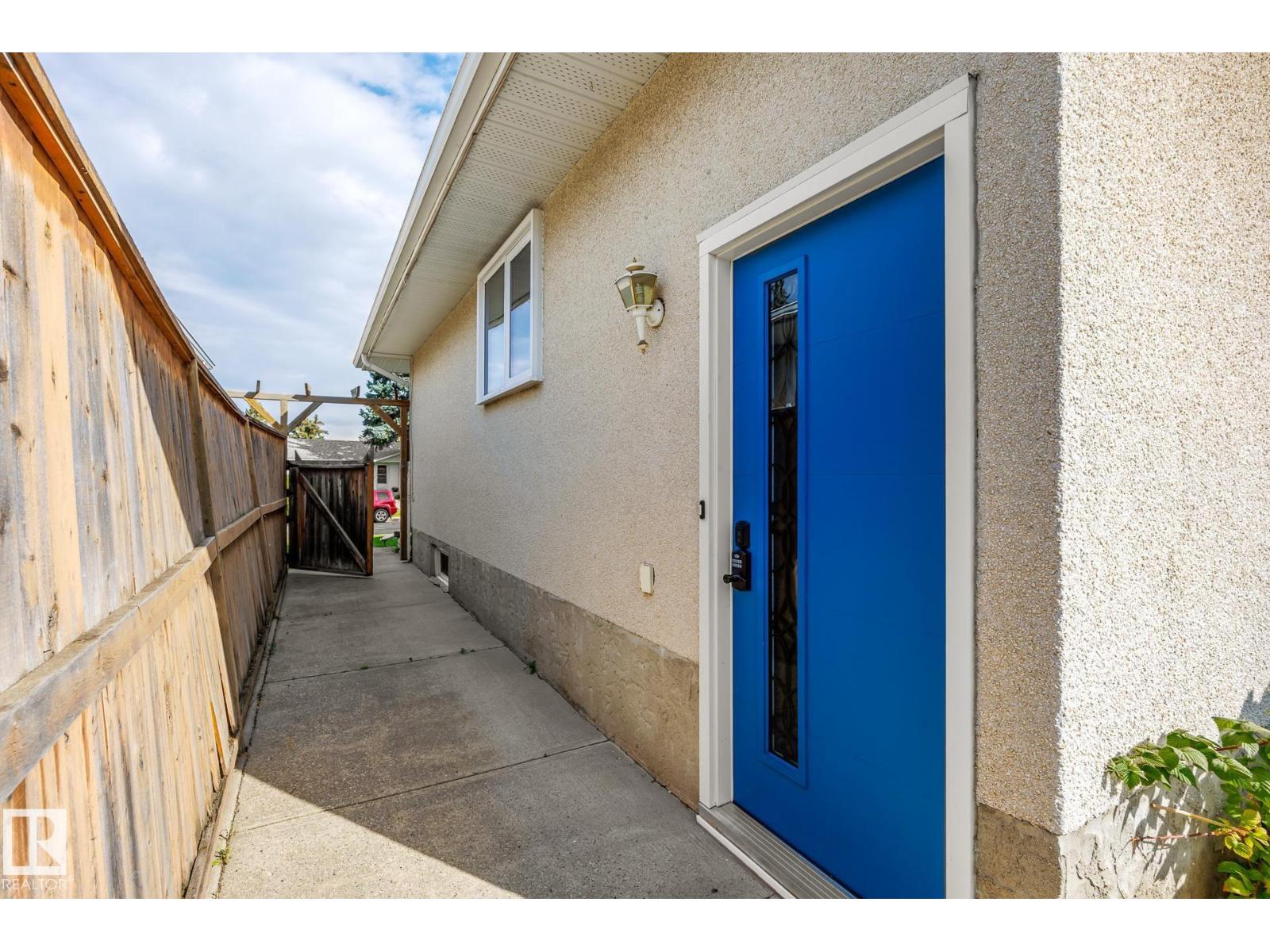 52 BELLEVILLE AV NW - 45
