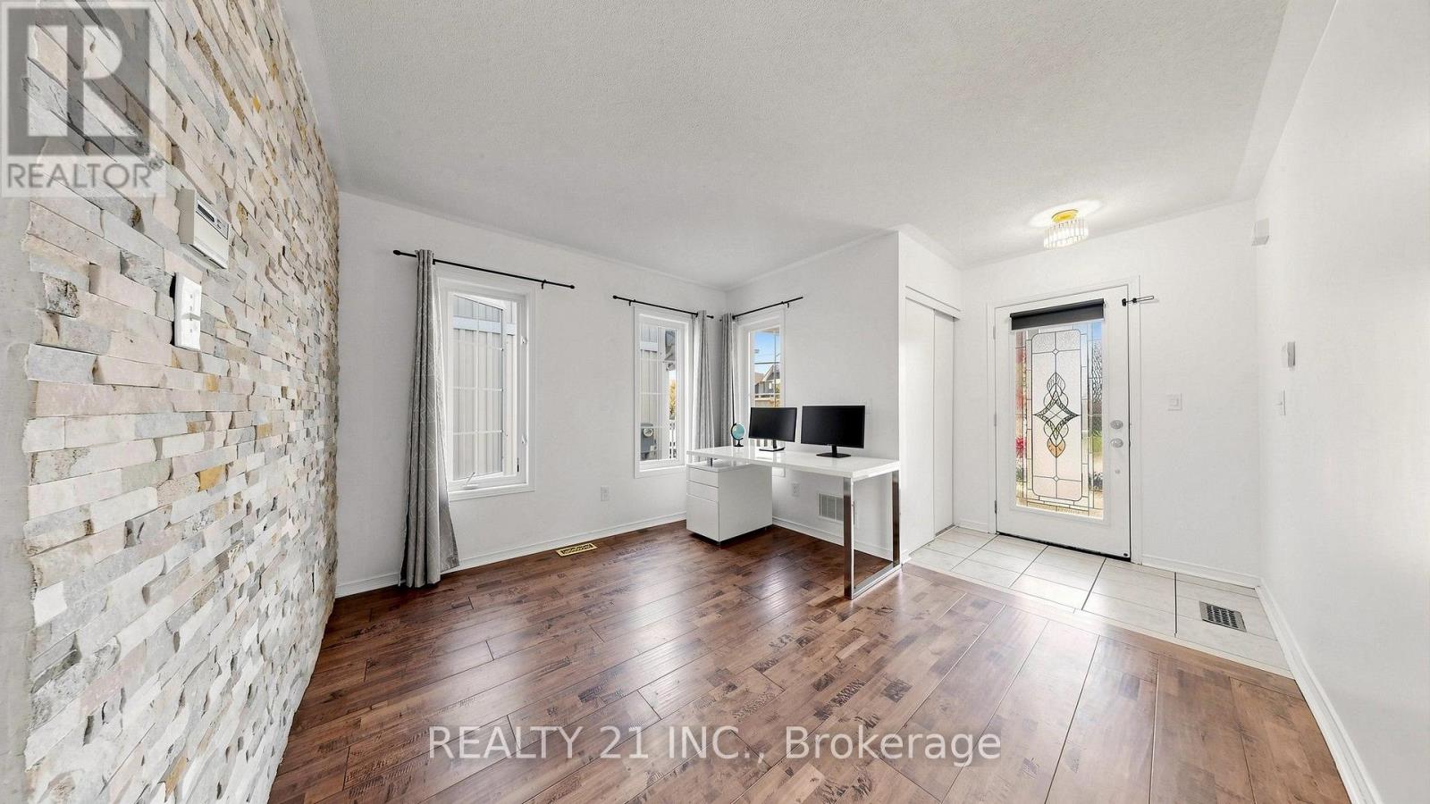 174 HONEYMAN DRIVE, Clarington (Bowmanville) — photo 4