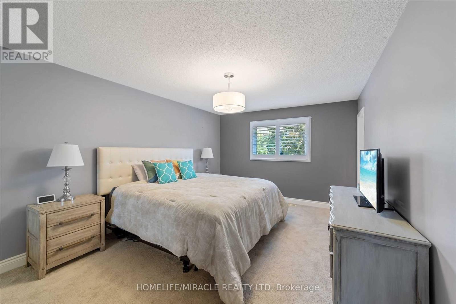 19 Bruntsfield Street, Clarington, ON photo 15