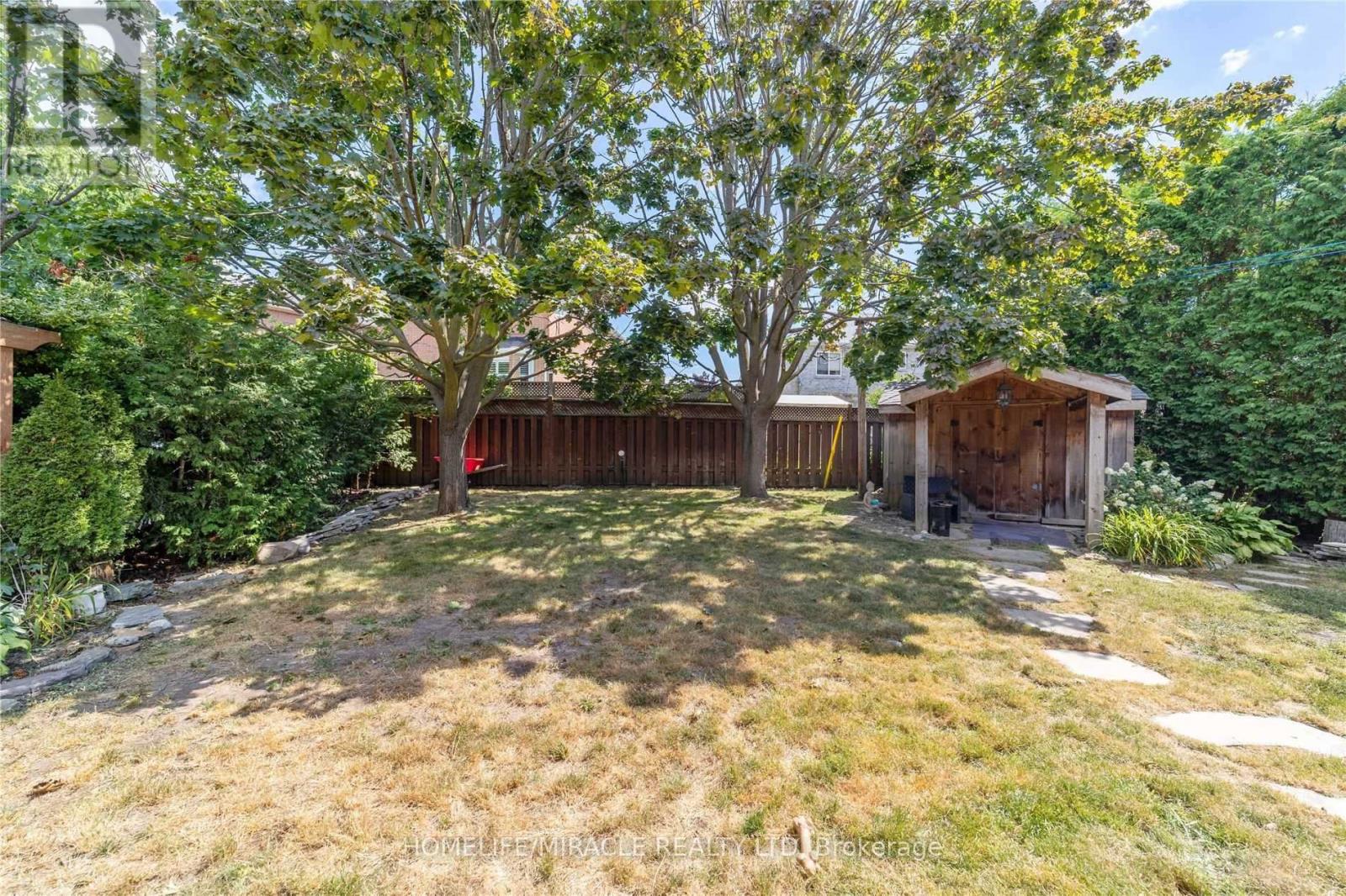 19 Bruntsfield Street, Clarington, ON photo 21