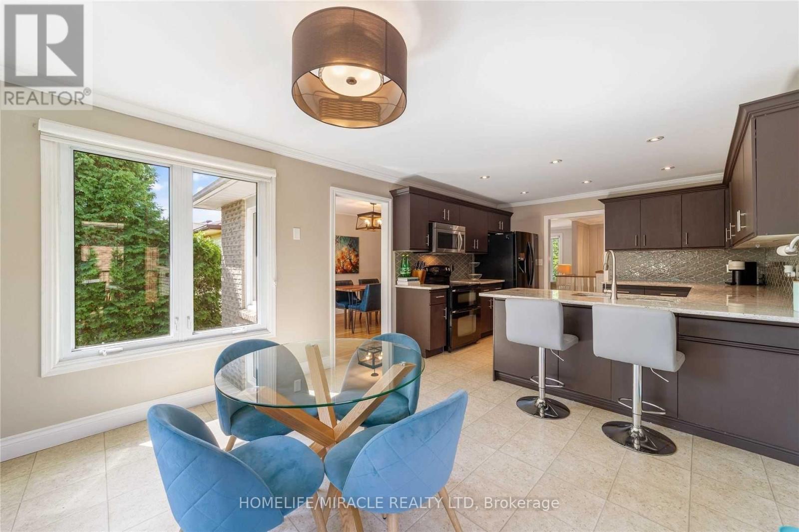 19 BRUNTSFIELD STREET, Clarington (Courtice) — photo 8