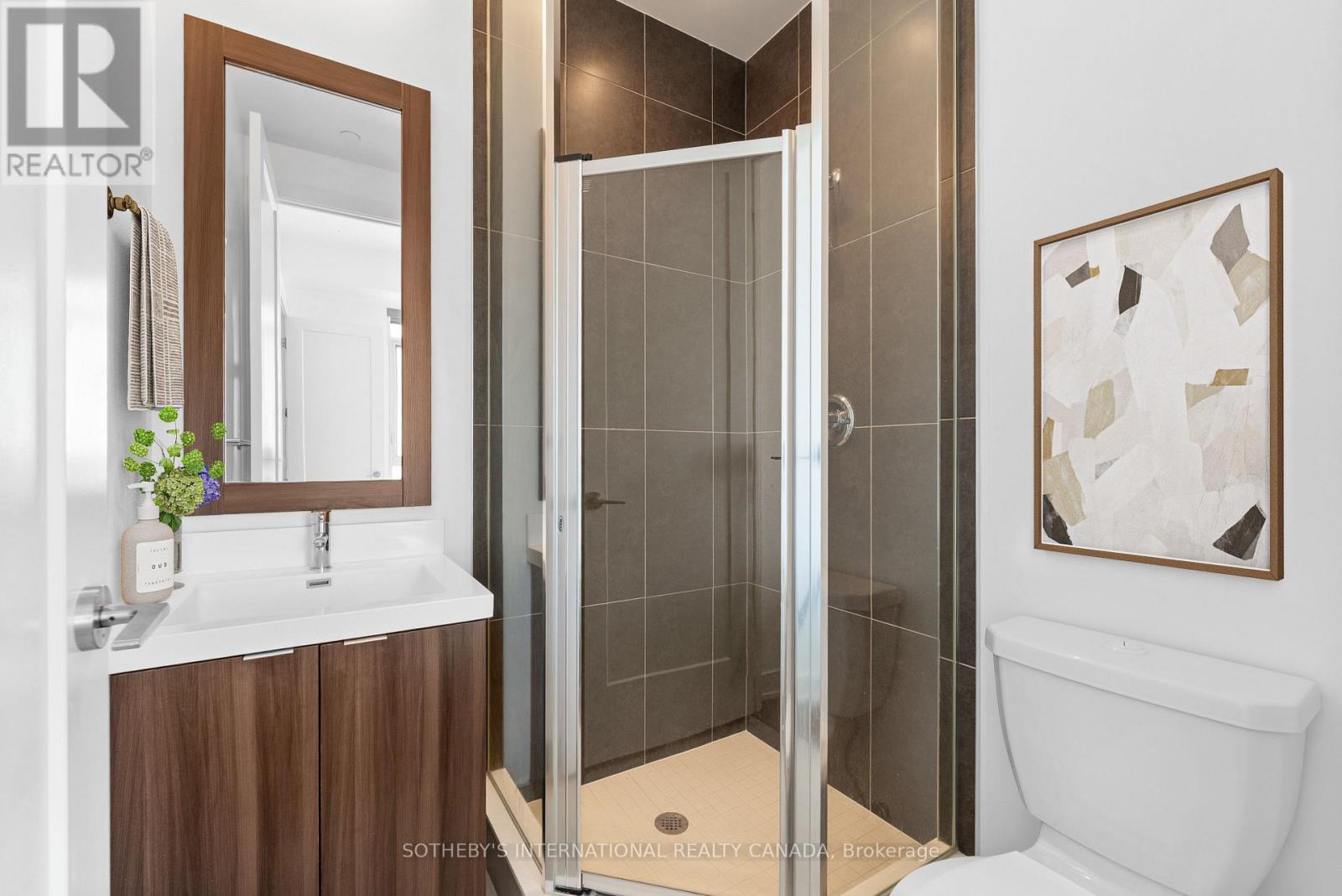 #PH 22 9 MABELLE AVENUE - 15