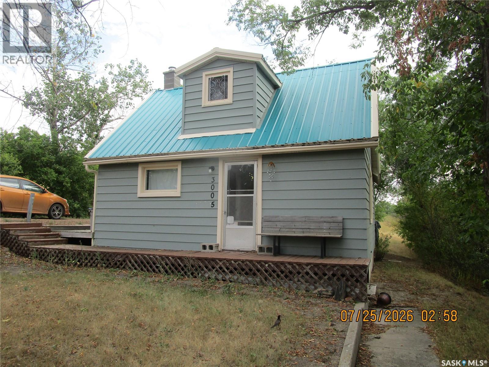 3005 3RD STREET N, Rockglen