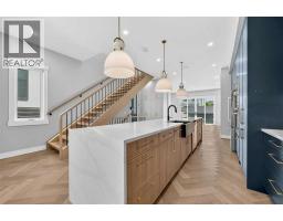 924 33A Street NW - photo 9