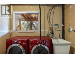 3439 Mciver Road, West Kelowna, BC V4T1H7 Photo 33