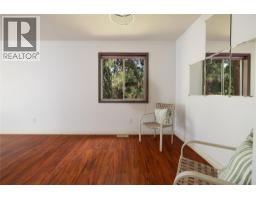 Family room - 3439 Mciver Road, West Kelowna, BC V4T1H7 Photo 6