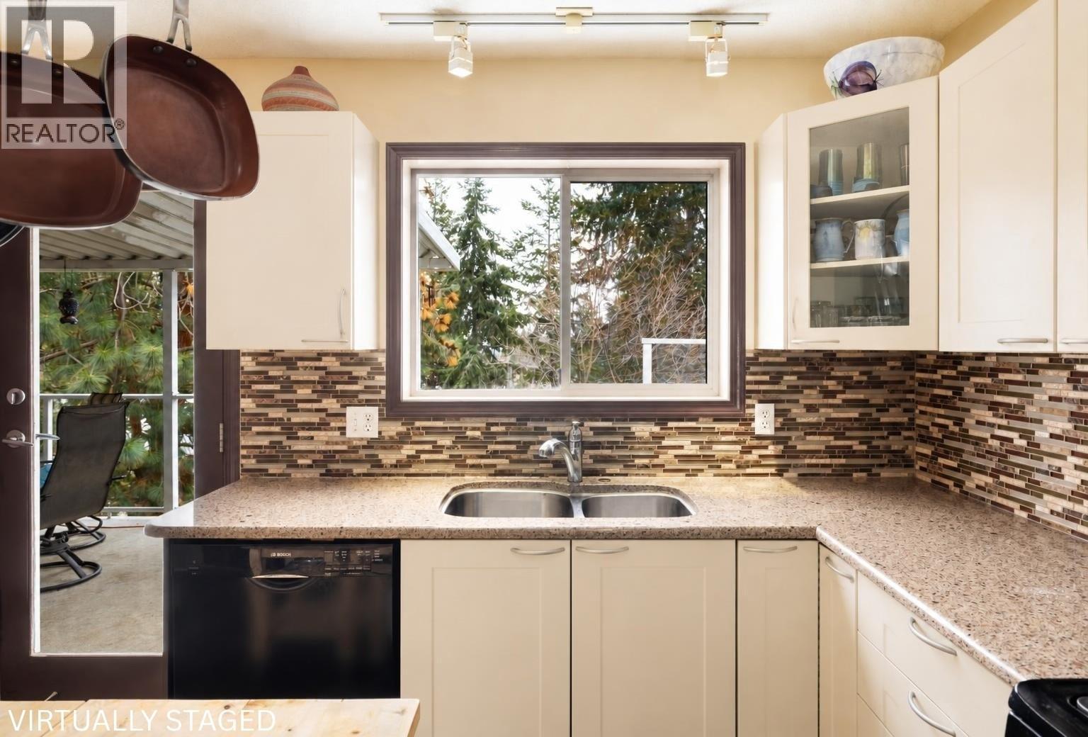 3439 McIver Road - 11