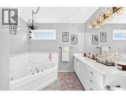 355 Regal Park Ne, Calgary, AB T2E0S6 Photo 18