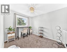 355 Regal Park Ne, Calgary, AB T2E0S6 Photo 16