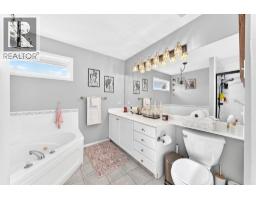 355 Regal Park Ne, Calgary, AB T2E0S6 Photo 17
