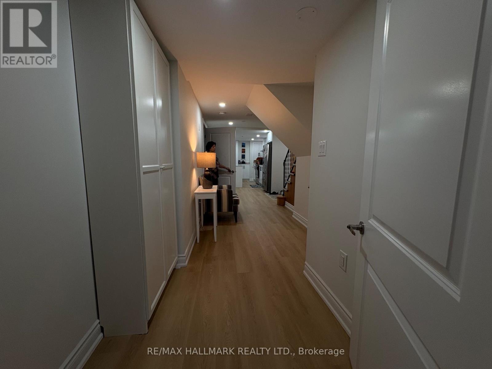 LOWER - 67 SASKATOON DRIVE, Toronto (Kingsview Village-The Westway) — photo 2