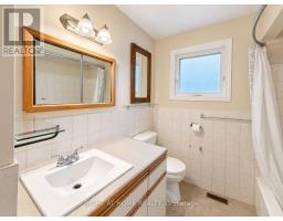 Upper - 2201 Bridge Road, Oakville, ON L6L2G4 Photo 9