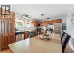 1048 11th Avenue Nw, Moose Jaw, SK S6H4L5 Photo 15