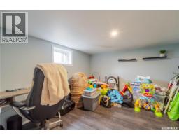 1048 11th Avenue Nw, Moose Jaw, SK S6H4L5 Photo 37