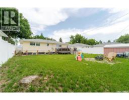 1048 11th Avenue Nw, Moose Jaw, SK S6H4L5 Photo 42