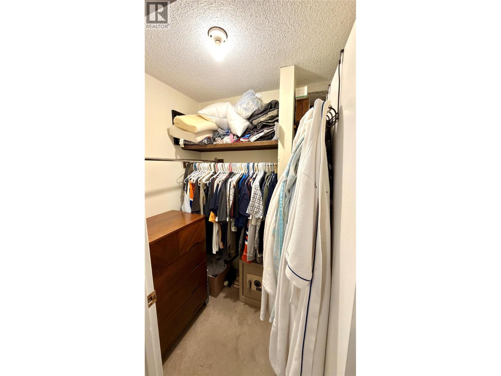 570 Eholt Street - 36