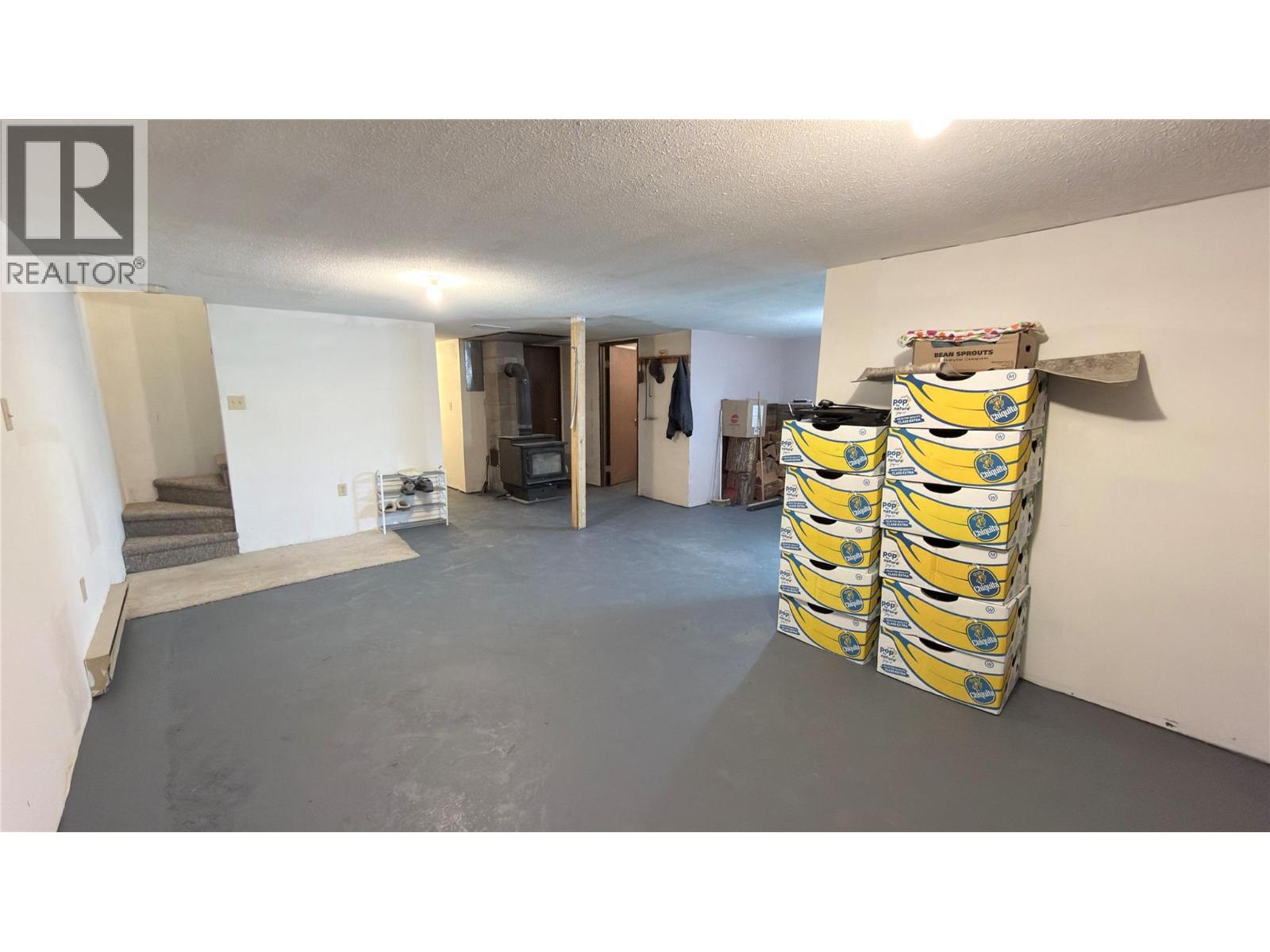570 Eholt Street - Image 40