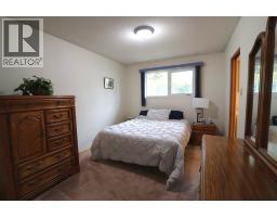 3pc Bathroom - 5007 42 Street, Ponoka, AB T4J1C4 Photo 12