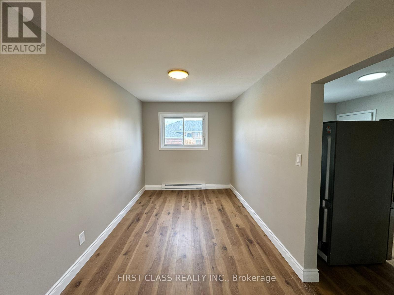 2 - 596 DIGBY AVENUE, Oshawa (Eastdale) — photo 4