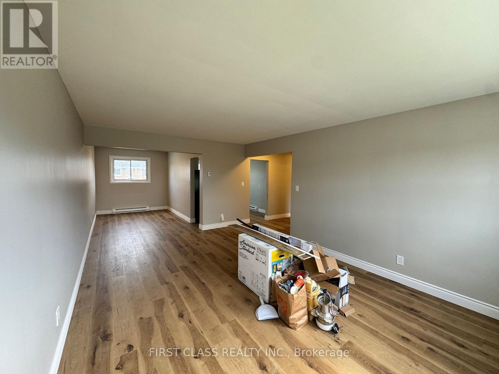 2 - 596 DIGBY AVENUE, Oshawa (Eastdale) — photo 5